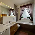 Appartement Artystyczna Przestrzen Przy Zabytkowym Dworcu