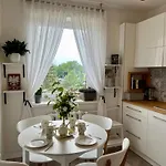 Artystyczna Przestrzen Przy Zabytkowym Dworcu Iława