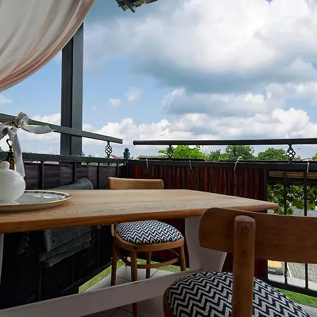 Artystyczna Przestrzen Przy Zabytkowym Dworcu Apartamento *