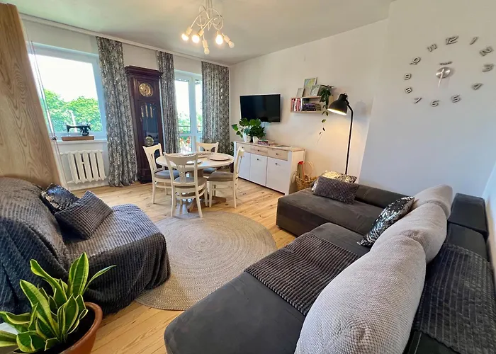 Artystyczna Przestrzen Przy Zabytkowym Dworcu Апартаменты