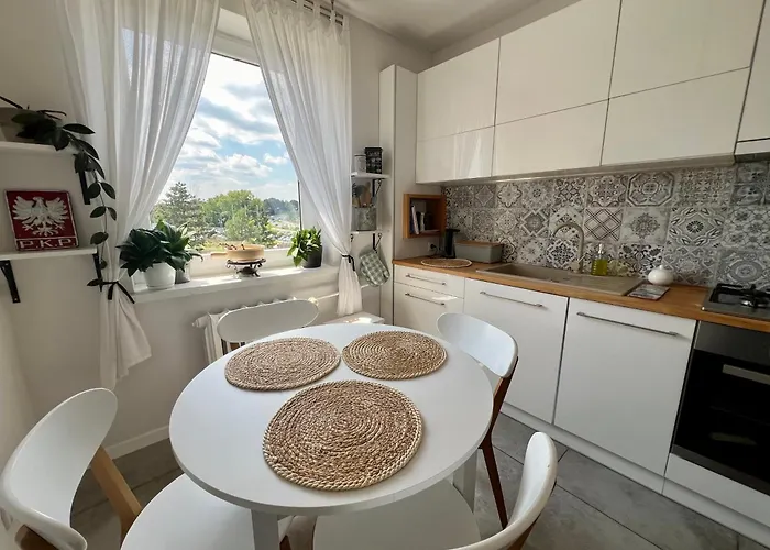 Artystyczna Przestrzen Przy Zabytkowym Dworcu Апартаменты Илава