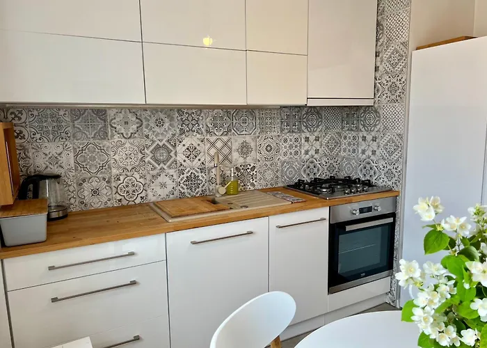 Апартаменты Artystyczna Przestrzen Przy Zabytkowym Dworcu *